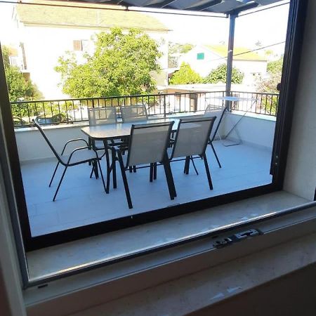 Beach Apartment Kate With Sea View, Balcony And Parking, Murter, Dalmatia Exterior foto
